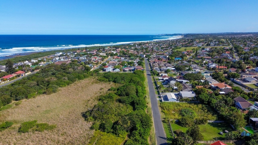 5 Bedroom Property for Sale in Gonubie Eastern Cape